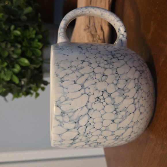 Starbucks Ceramic White Bubble Speckled Mug - Picture 1 of 5